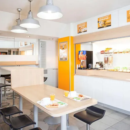 Hotel Hotelf1 Aubagne Marsella